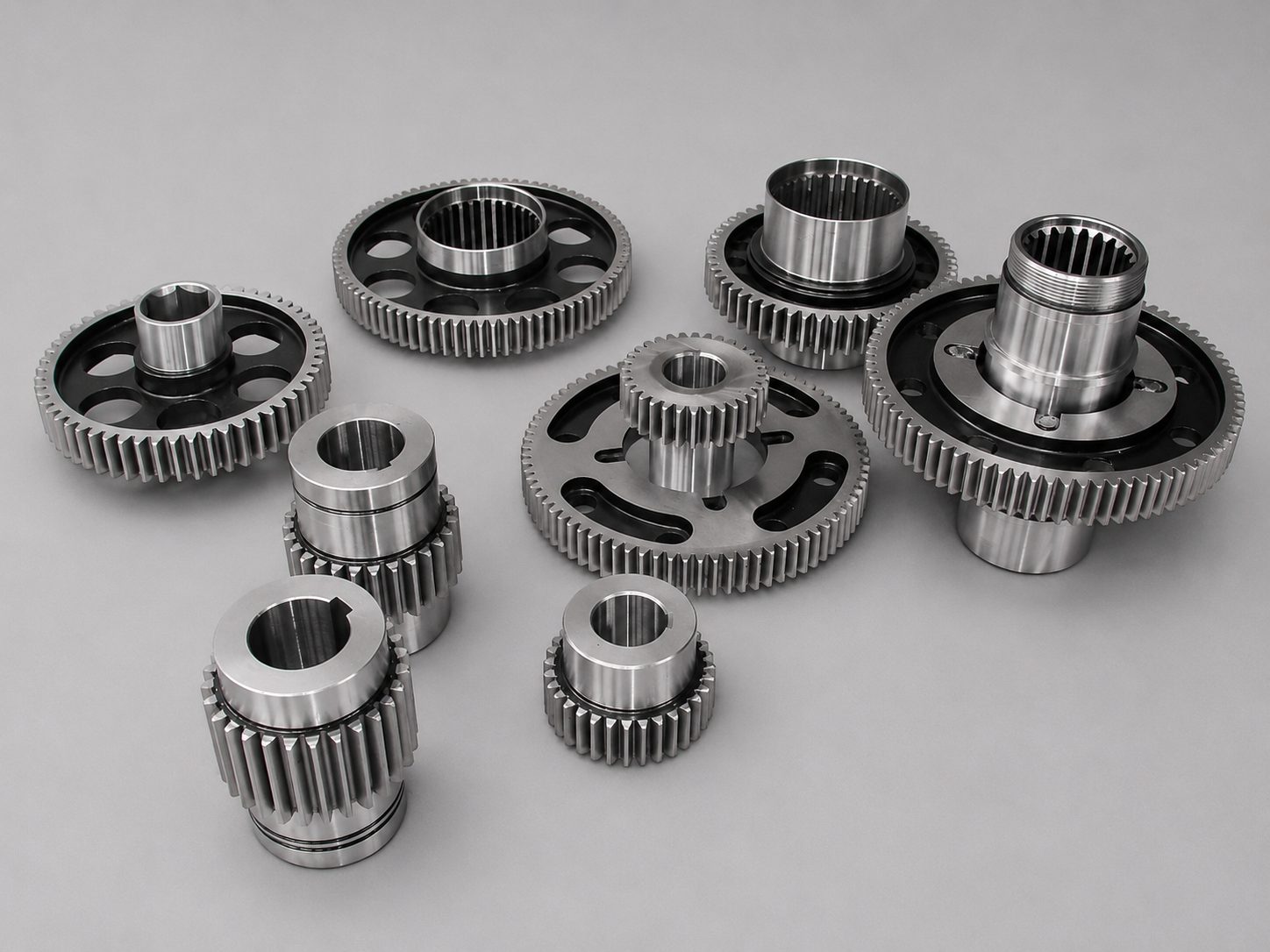 Precision gears and splined hubs